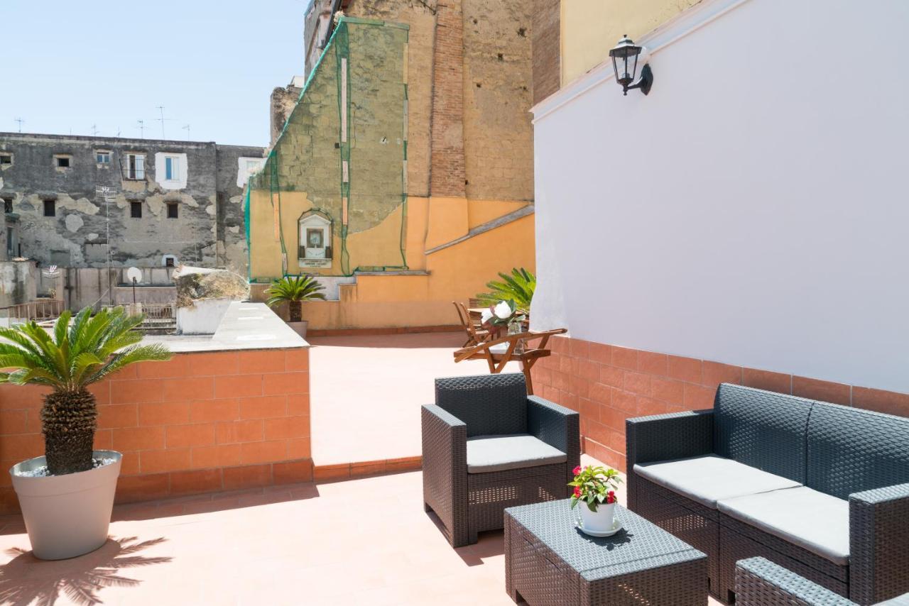 Suite & Luxury Rooms Palazzo Diomede Carafa نابولي المظهر الخارجي الصورة