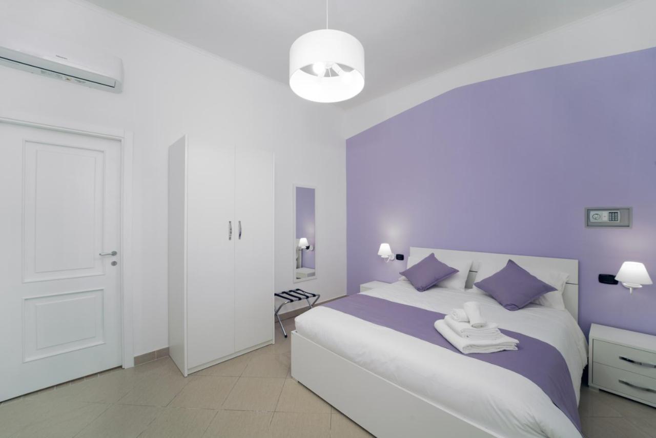 Suite & Luxury Rooms Palazzo Diomede Carafa نابولي المظهر الخارجي الصورة