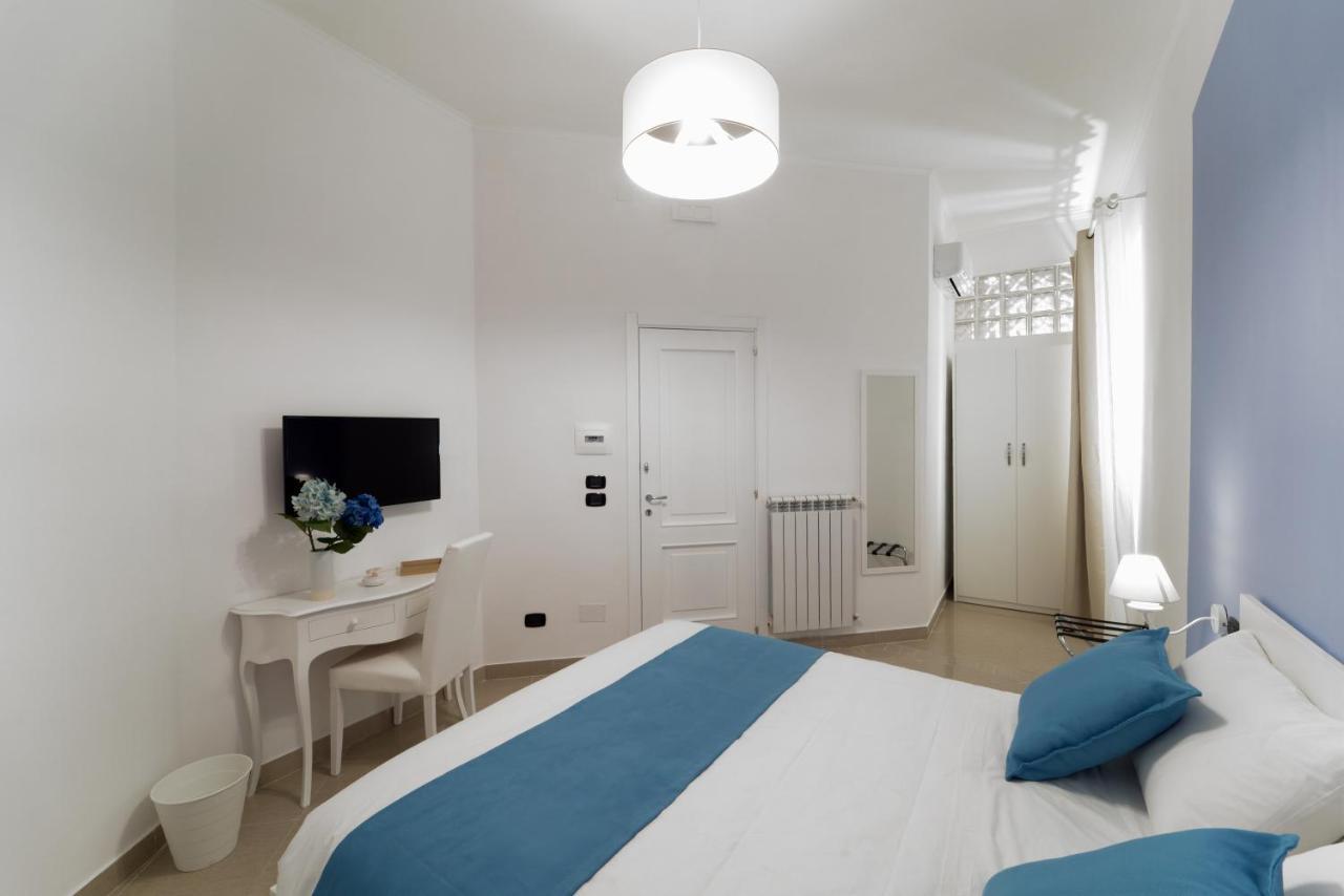 Suite & Luxury Rooms Palazzo Diomede Carafa نابولي المظهر الخارجي الصورة