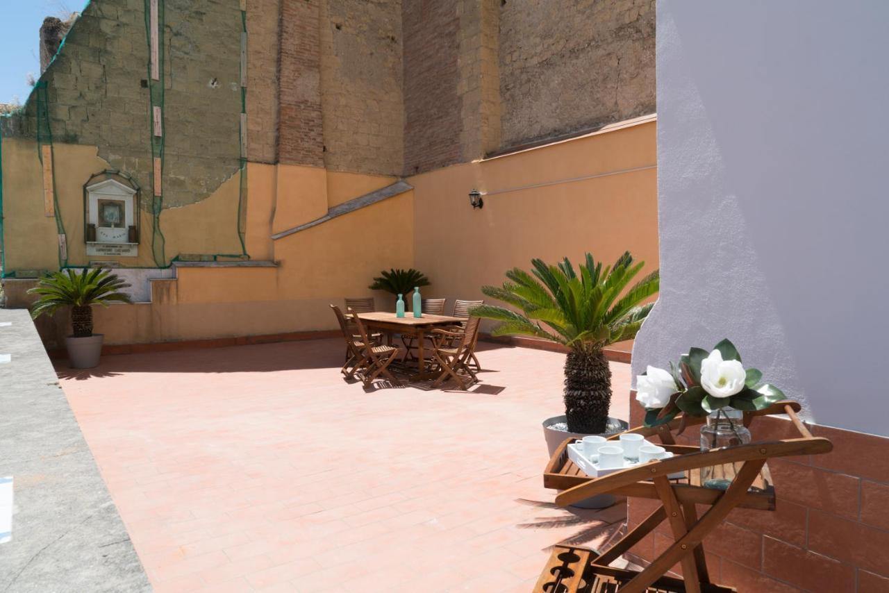 Suite & Luxury Rooms Palazzo Diomede Carafa نابولي المظهر الخارجي الصورة
