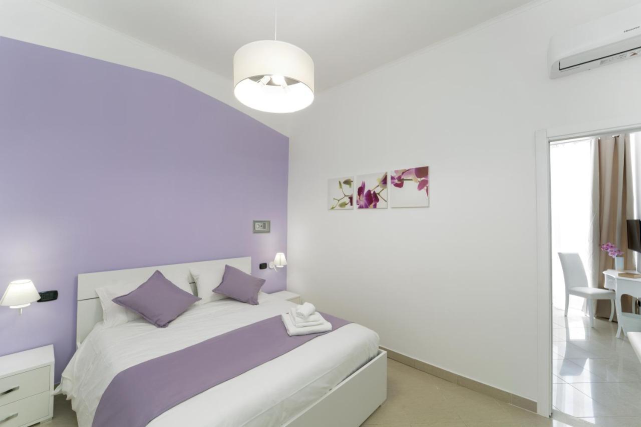 Suite & Luxury Rooms Palazzo Diomede Carafa نابولي المظهر الخارجي الصورة