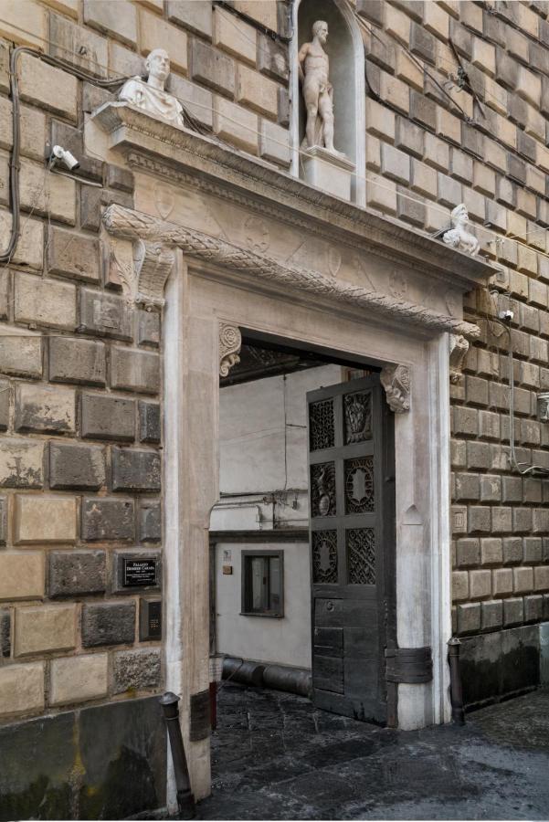 Suite & Luxury Rooms Palazzo Diomede Carafa نابولي المظهر الخارجي الصورة