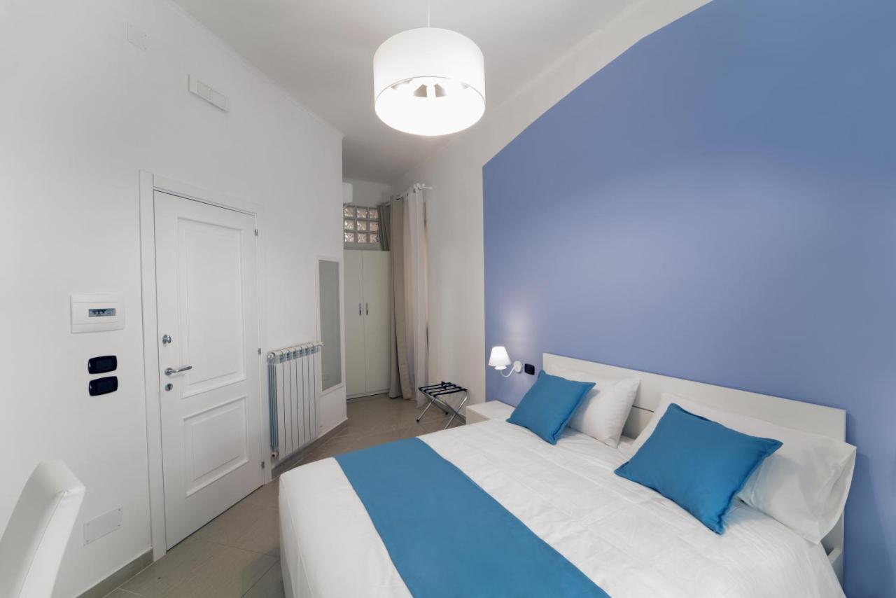 Suite & Luxury Rooms Palazzo Diomede Carafa نابولي المظهر الخارجي الصورة